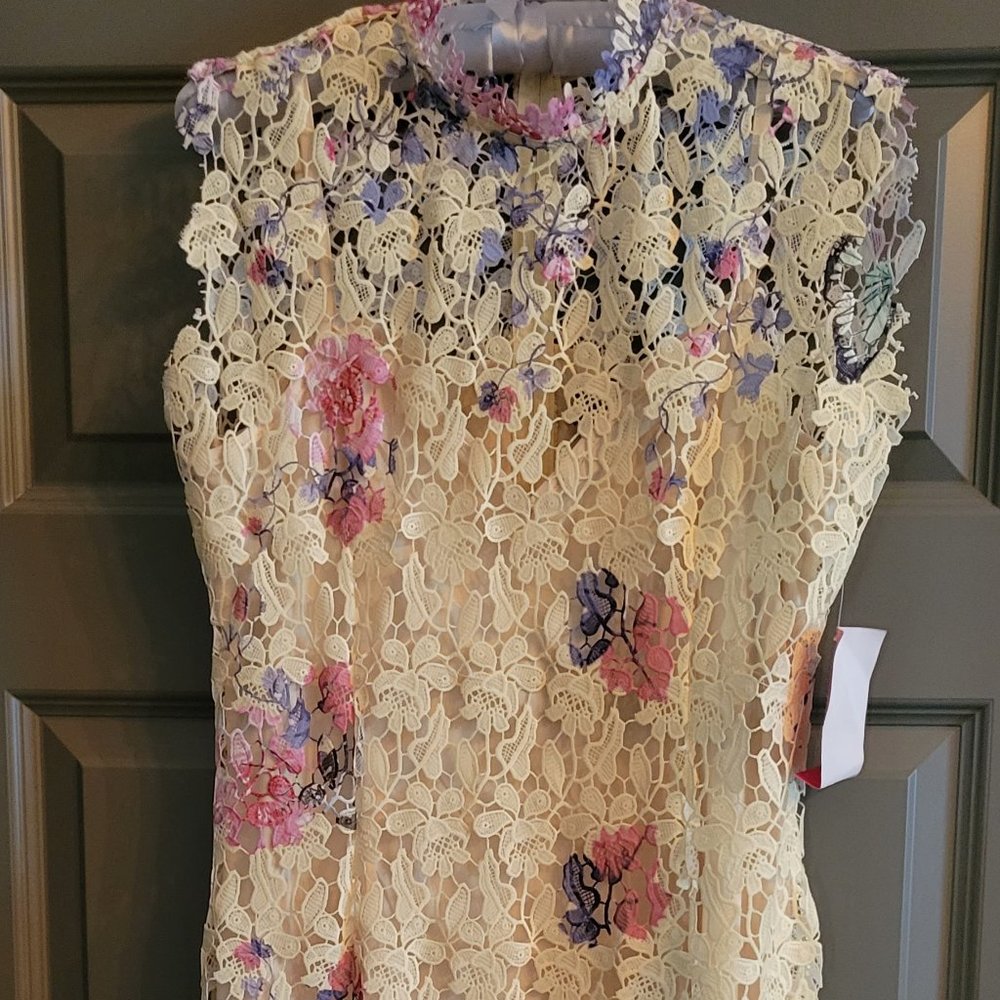 Beautiful, new lace dress!